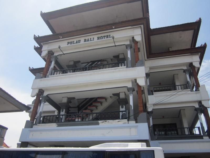 Pulau Bali Hotel Denpasar Redpartner Kültér fotó